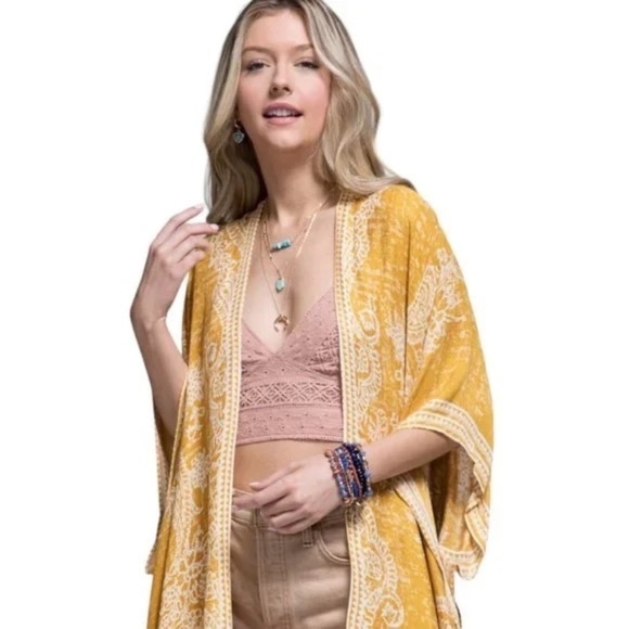 Kimono Golden Age - Picture 1 of 6